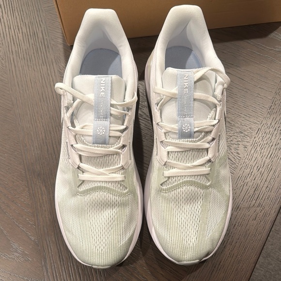 Nike Structure 25 - Picture 2 of 5